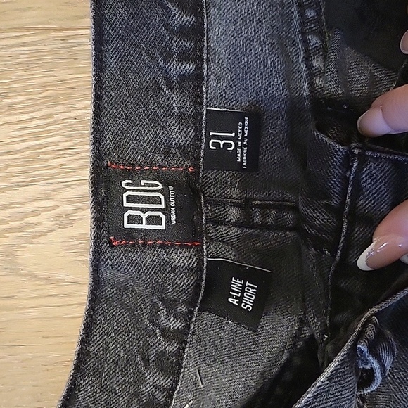 BDG Urban Outfitters Black Denim Jean Shorts Size 31. A Line High Waist - Picture 3 of 4